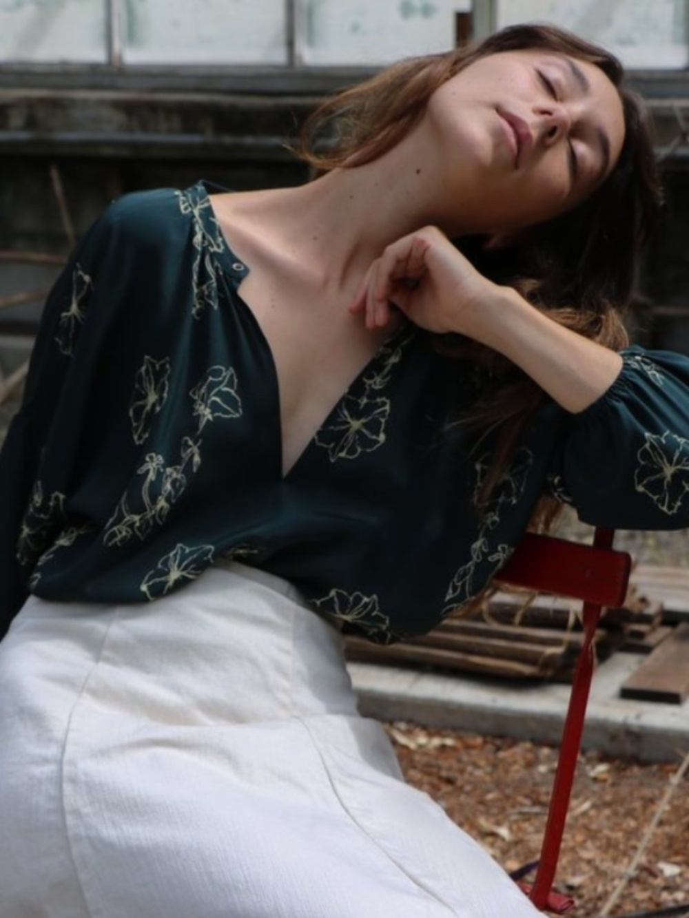 ERICA TANOV The Patricia Blouse in Fading Flowers Print Silk Deep Green 2017 S